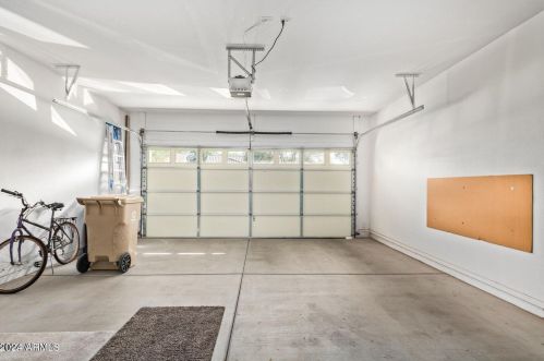 23828 Vacation Way, Chandler AZ 85248-6012 exterior