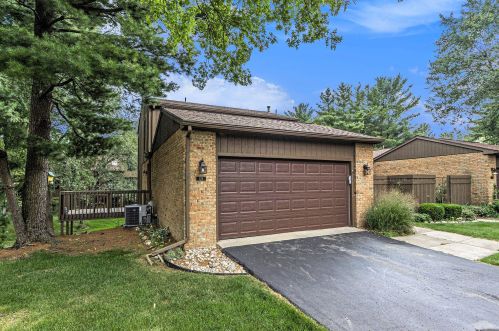 129 Merriweather Ln, Kalamazoo MI  49006-4105 exterior