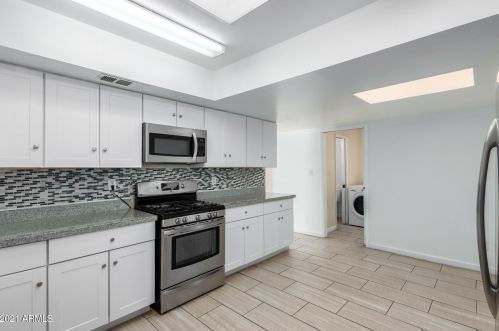 13824 34th Ave, Phoenix AZ 85053-2908 exterior