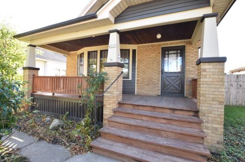 6223 Girard Ave, Milwaukee, WI 53210-1461