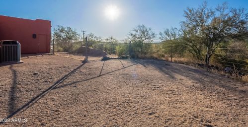 48909 3rd Ave, Phoenix AZ 85027-4700 exterior