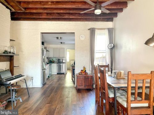 940 4th St, Philadelphia PA  19147-4104 exterior