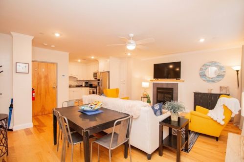 1008 Tremont St, Boston, MA 02120