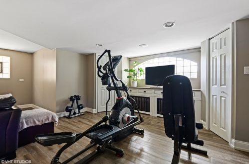 6127 Austin Ave, Chicago IL  60638-4319 exterior