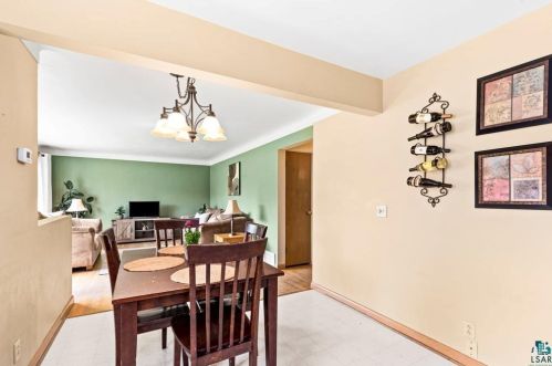 2344 Hutchinson Rd, Duluth MN 55811-3266 exterior