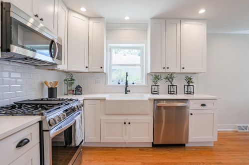 804 Fairfield Ave, Elmhurst IL  60126-4711 exterior