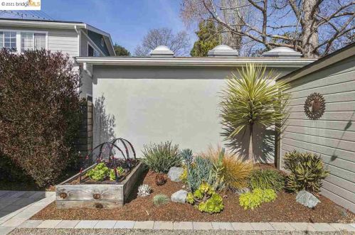 825 Peralta, Berkeley CA 94706-2118 exterior