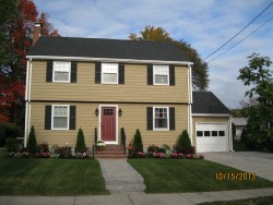 78 Fessenden St, Newton, MA 02460-1120