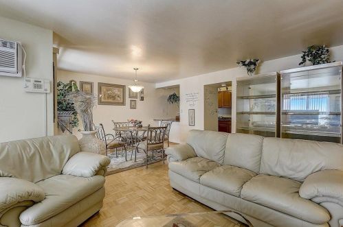 8741 72nd St, Milwaukee, WI 53223-2736