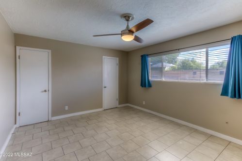 6840 Baker St, Tucson AZ  85710-2229 exterior