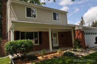 50089 Vinecrest Ln, New Baltimore MI  48047-4058 exterior