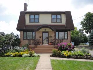 4107 Saint Martins Pl, Cincinnati OH  45211-5313 exterior