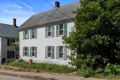 9 Silver St, Somersworth, NH 03878-4410