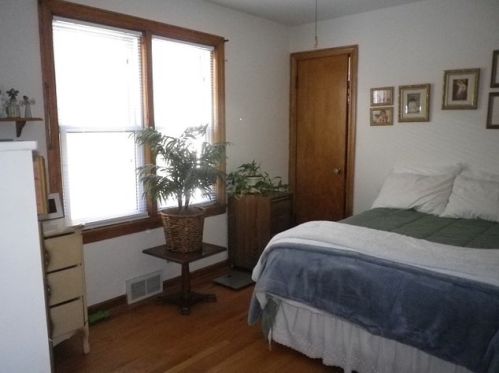 6055 Barry Ave, Chicago IL 60634-4966 exterior