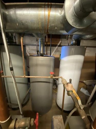 77 Vandewater St, Providence RI 02908-1624 exterior