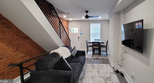 1922 Firth St, Philadelphia PA  19125-1305 exterior