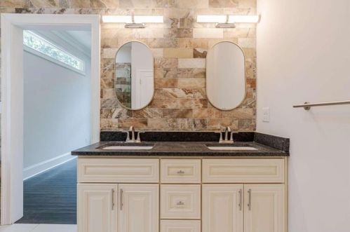 1766 Linwood Ave, Atlanta GA 30344-3159 exterior