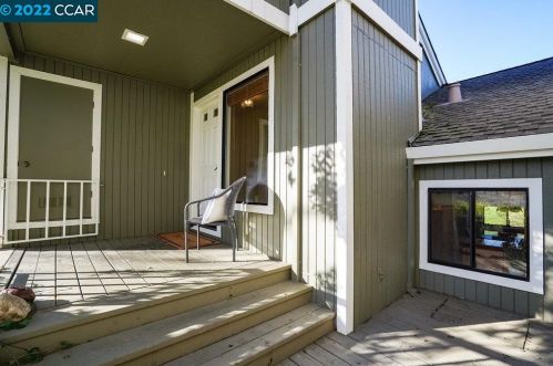 608 Daisy Ct, Concord, CA 94523-1626