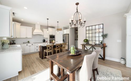 1839 Starr View Ln, Middlevle MI 49333-8061 exterior