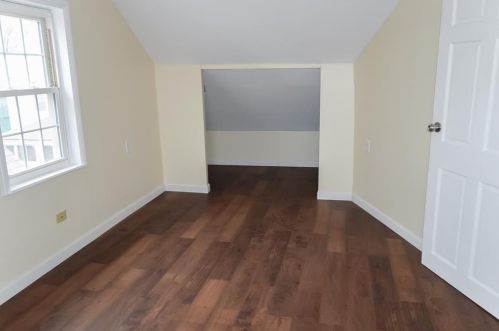 62 Callender Ave, Middletown RI 02840-2012 exterior