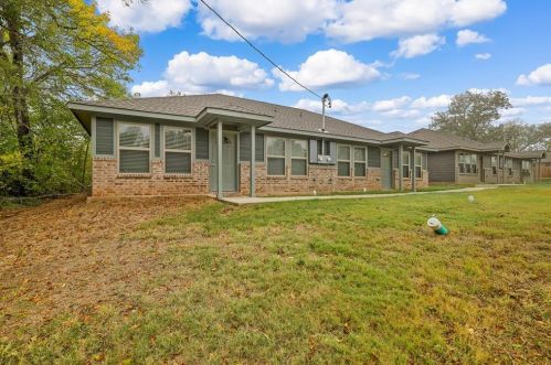 324 Munson St, Denison TX  75020-4944 exterior