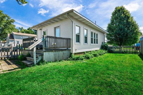 248 Marquette St, Madison WI  53704-5150 exterior