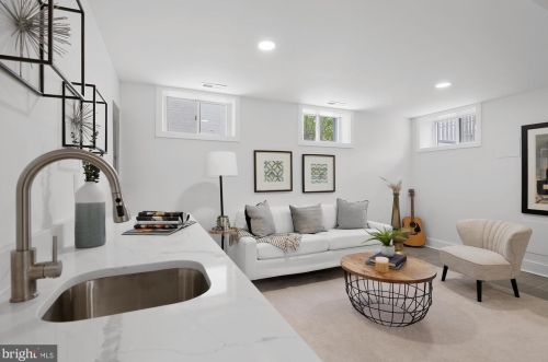 502 Randolph St, Washington DC  20011-5906 exterior