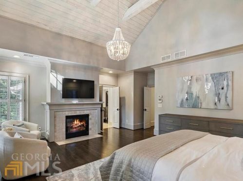 847 Kings Ct, Atlanta GA 30306-3431 exterior