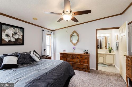 518 Pheasant Rdg Cir, Lancaster PA exterior