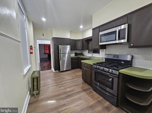 4537 15th St, Philadelphia PA  19140-1101 exterior