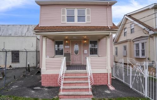 9 Welland Ave, Irvington, NJ 07111-4021