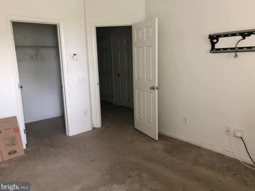 832 Warren St, Trenton NJ 08608-1307 exterior