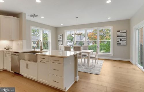 920 Darton Dr, Alexandria VA 22308-2021 exterior