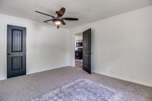 504 Monterey St, Denison TX 75021-6464 exterior