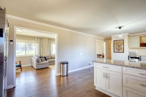 3291 Clifton Church Rd, Atlanta GA  30316-4945 exterior