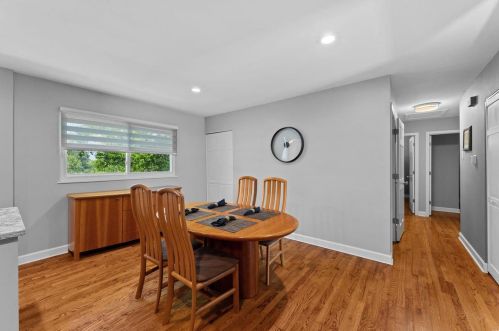 995 Sandstone Dr, Saint Louis MO 63146-5033 exterior