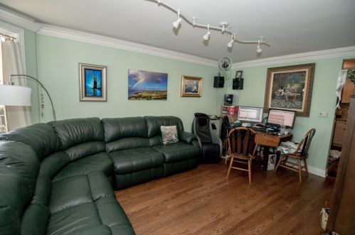 5624 Melvina Ave, Chicago IL 60646-1123 exterior