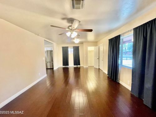 2726 La Cienega Dr, Tucson AZ  85715-3529 exterior