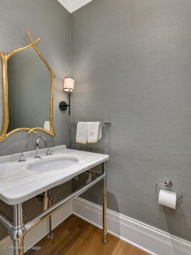 529 Wrightwood Ave, Chicago IL  60614-1794 exterior