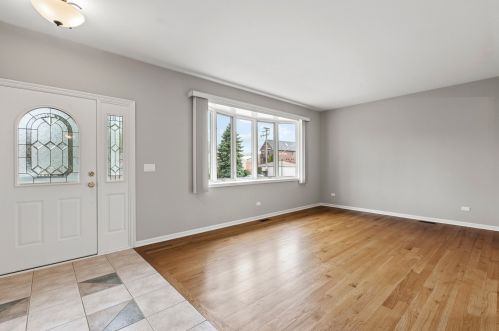 5133 Natchez Ave, Chicago, IL 60638-1346