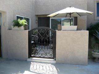 4125 Charter Oak Rd, Phoenix AZ  85032-7452 exterior
