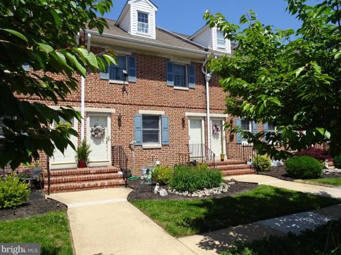 615 Delaware St, New Castle, DE 19720-5062