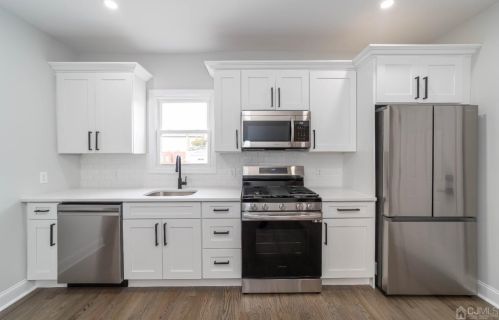 773 Gadek Pl, Perth Amboy NJ 08861-2910 exterior