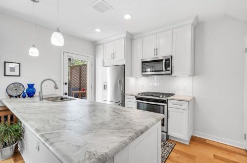 505 Amberson Ave, Pittsburgh PA 15232-1412 exterior