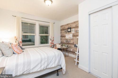 337 Leverington Ave, Philadelphia PA  19128-4738 exterior