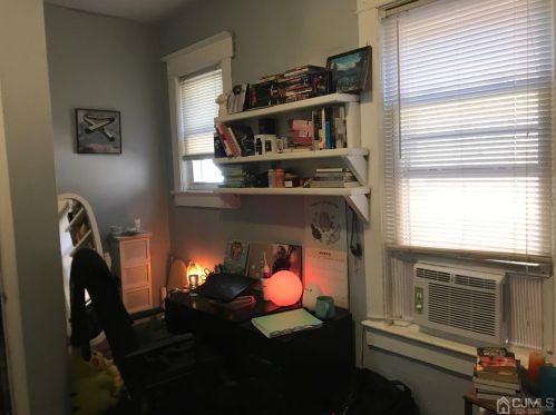 61 Plum St, New Brunswick NJ 08901-1829 exterior