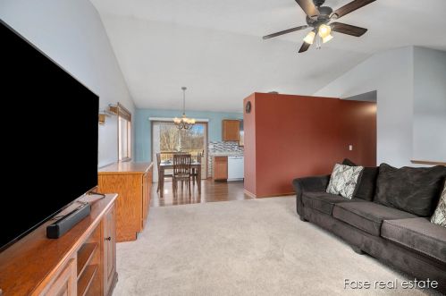 2155 Avalon Vw Dr, Cedar Springs MI 49319-7926 exterior