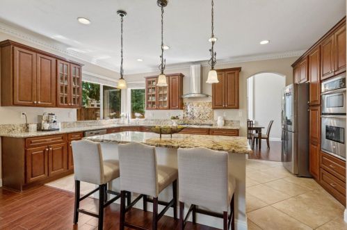 1014 Houston Cir, Folsom CA 95630-7653 exterior