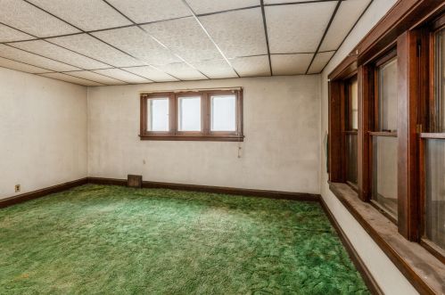 4366 14th St, Milwaukee, WI 53221-2315