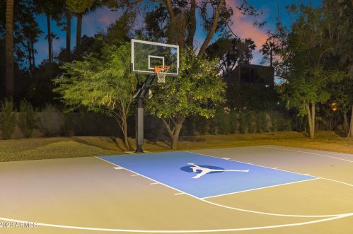 2111 Colter St, Phoenix AZ  85015-2821 exterior